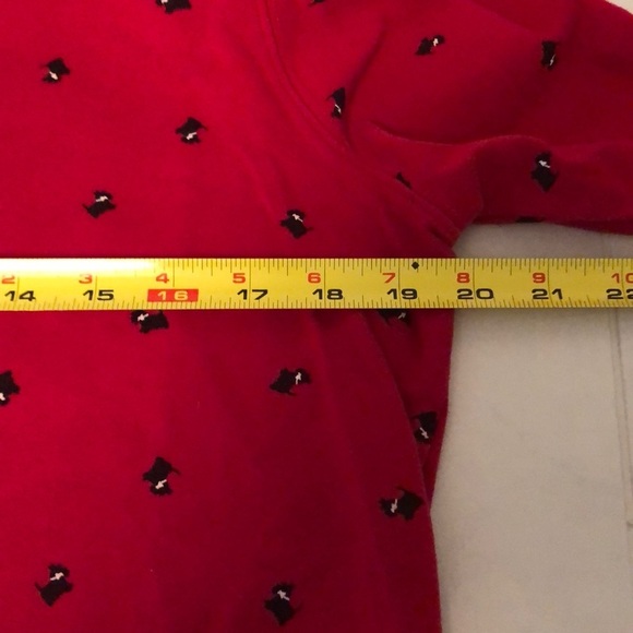 ST. John’s bay red turtleneck with dog print - Picture 5 of 6